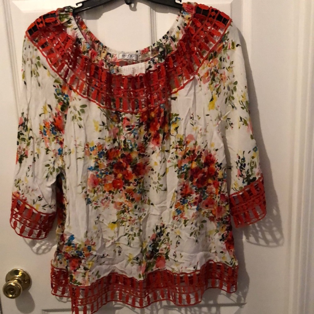 Profile Apparel XL Floral Blouse With Macrame Orange trim
